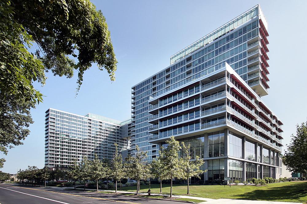 Lucky Plaza has a freehold strata store unit for sale at $16,100 psf